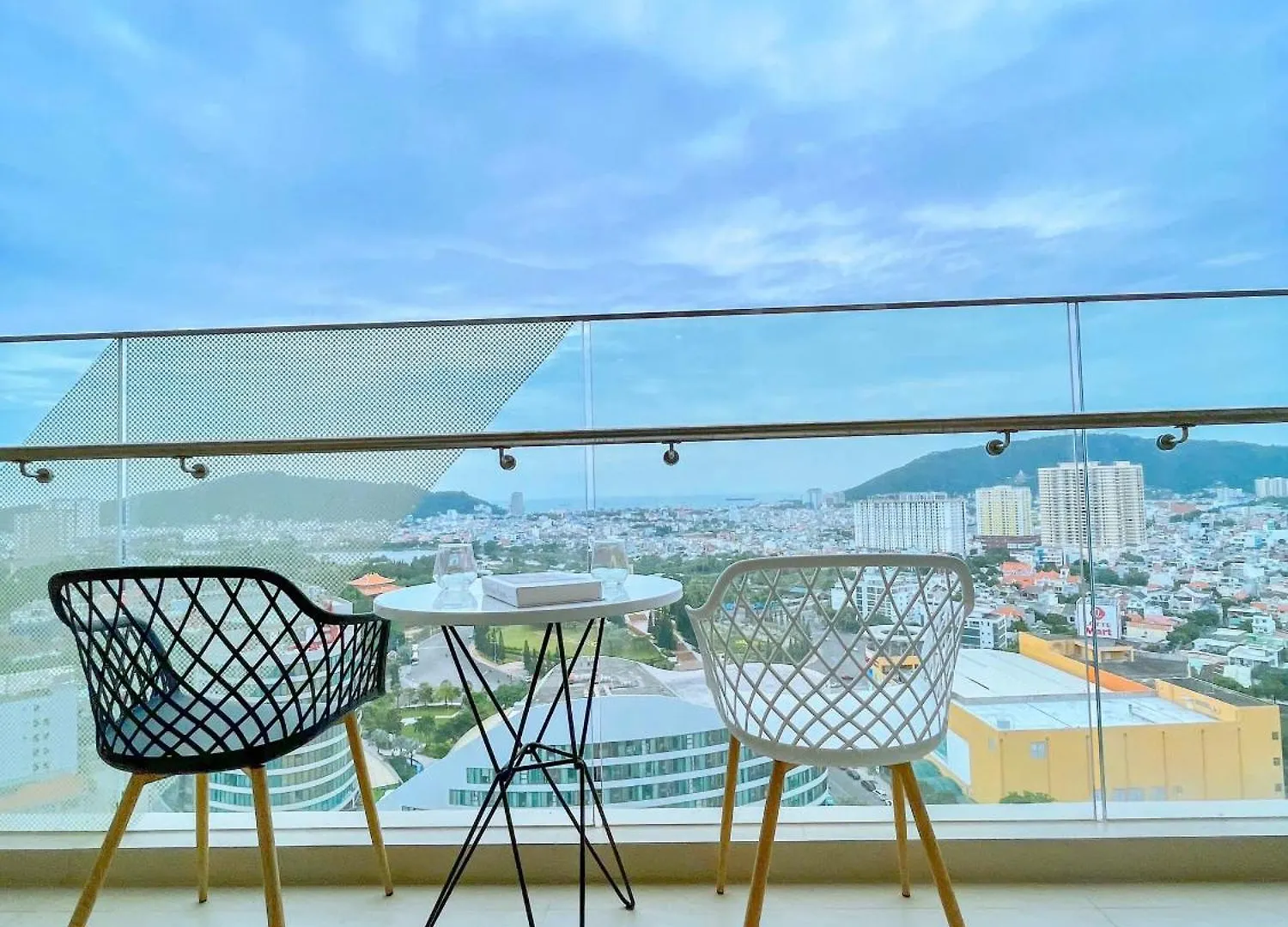 Homestay The Song - Can Ho Du Lich Gia Re, Day Du Tien Nghi Ra Bien 200M Vung Tau